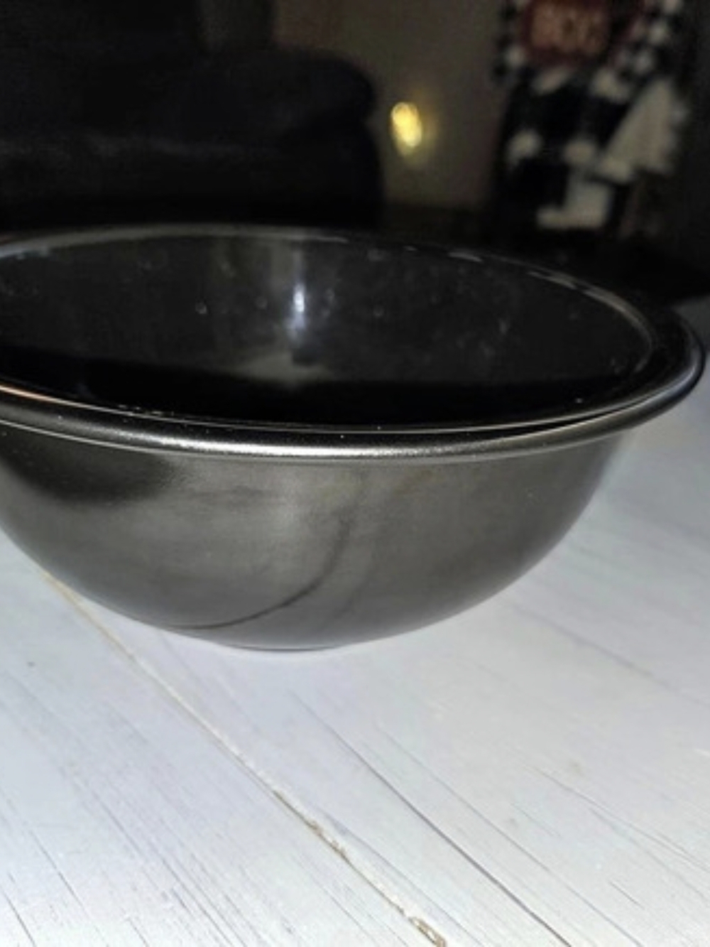 Pyrex #323 1.5L Black Clear-Bottom Mixing Bowl